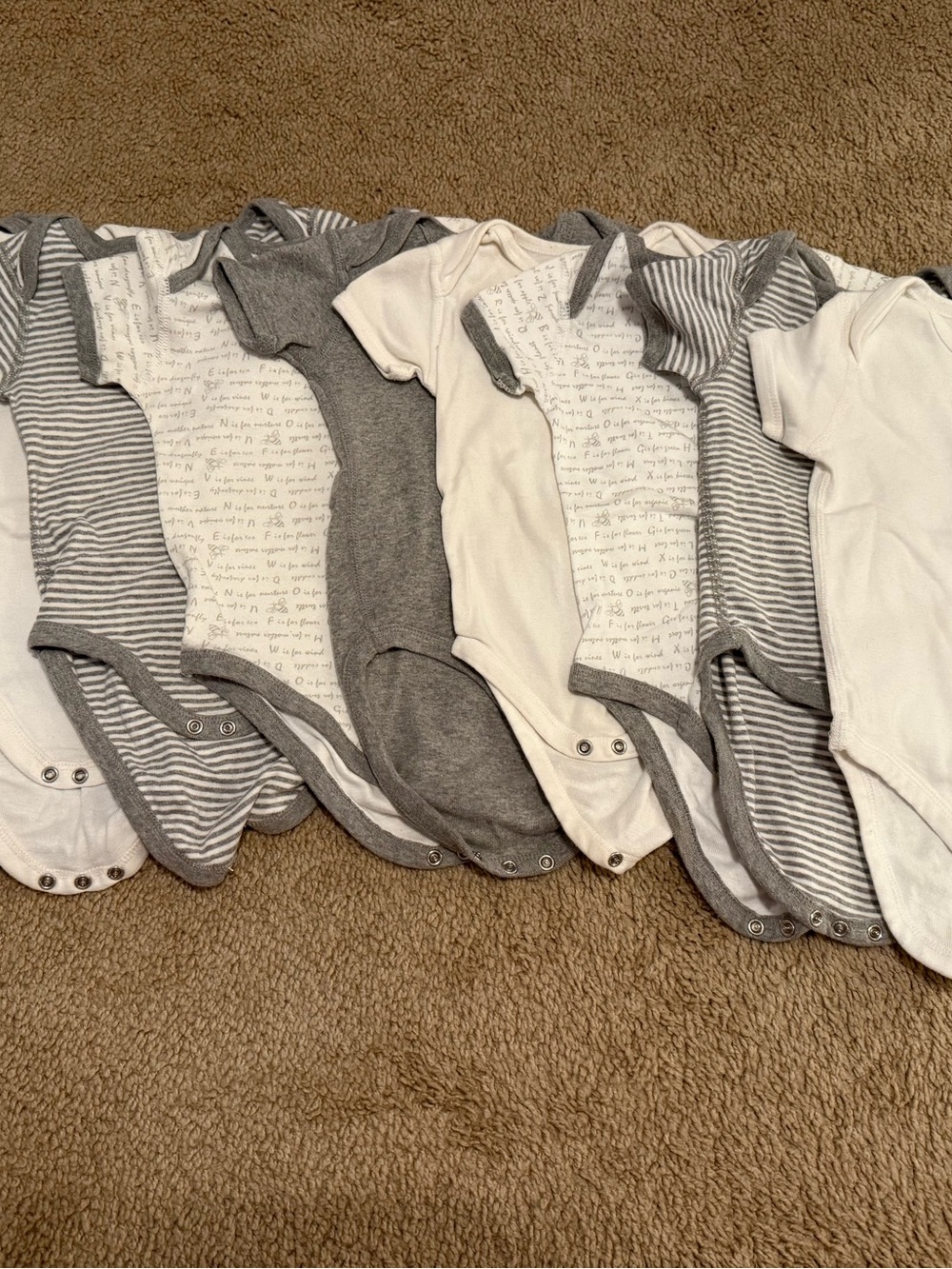 Burt’s Bees Baby 12M Bodysuits Lot of 9 Organic Cotton